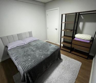 Primeiro de Maio House | Quarto privativo com Banheiro compartilhado próx ao Hospital e centro