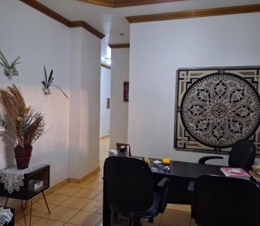 Alvorada House | Convenient Triple Room with Private Bathroom in Pousada