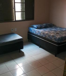 Santa Monica House | Comfortable Quarters in Uberlandia with Family-Friendly Amenities