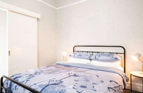 Geelong House | Child-Friendly Quartz Cottage in Geelong - Rated 9/10