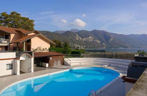 Paratico Apartment | QUARZO BLU - access to lake and pool