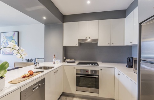 Southbank Apartment | Experience Quay West Suites Melbourne: Rated 9.4/10 Stay