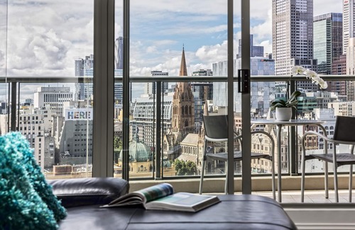 Southbank Apartment | Experience Quay West Suites Melbourne: Rated 9.4/10 Stay