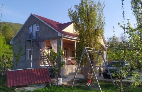 Azerbaijan House | Quba Gechresh guest house
