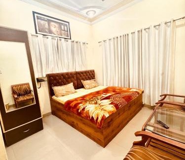 Rishikesh Hotel | Discover Qube House BNB: A Cozy Getaway Awaits You