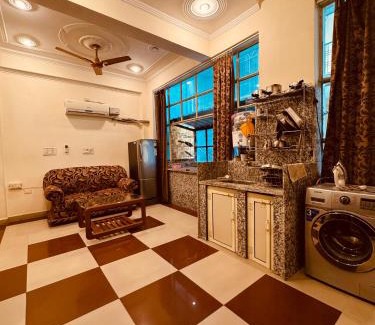 Rishikesh Hotel | Discover Qube House BNB: A Cozy Getaway Awaits You