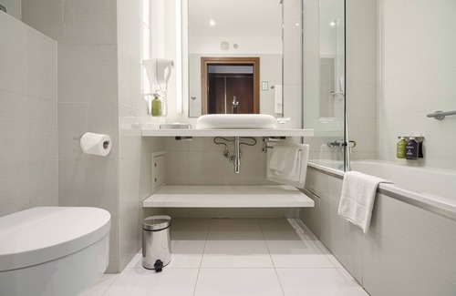 Bydgoszcz Hotel | Discover Holiday Inn Bydgoszcz with Spa & Family Amenities
