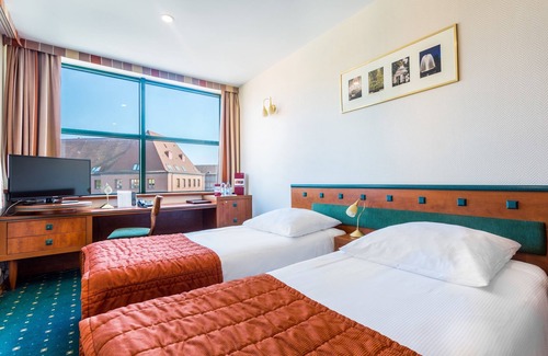 Gorzow Wielkopolski Hotel | Elegant Qubus Hotel Gorzow Wielkopolski with Spa & Breakfast