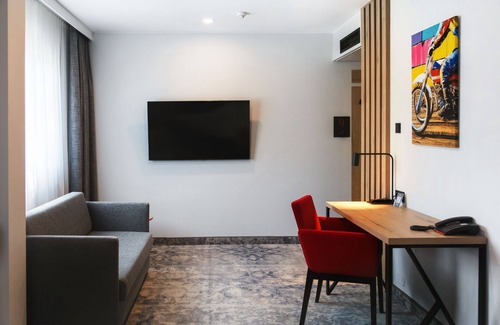 Gorzow Wielkopolski Hotel | Elegant Qubus Hotel Gorzow Wielkopolski with Spa & Breakfast