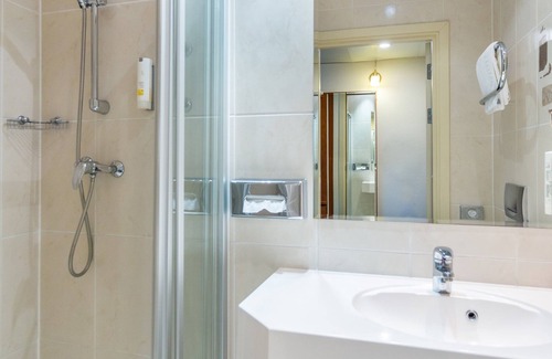 Gorzow Wielkopolski Hotel | Elegant Qubus Hotel Gorzow Wielkopolski with Spa & Breakfast