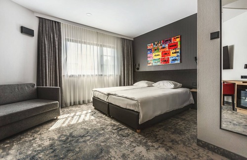 Gorzow Wielkopolski Hotel | Elegant Qubus Hotel Gorzow Wielkopolski with Spa & Breakfast