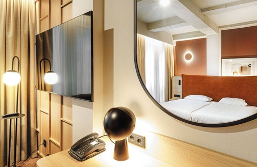 Wroclaw City Center Hotel | Discover Qubus Hotel Wroclaw: A 4-Star Guest Favorite
