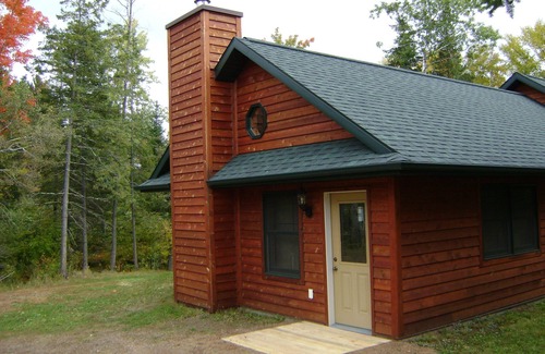 Fifield House | Explore Que Sera Trailhead: 9.8 Rated Outdoor Paradise