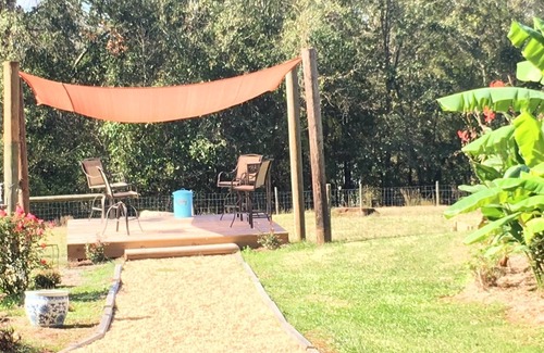 Jefferson Other | Relaxing Queen Bed Retreat on a Scenic Farm Getaway