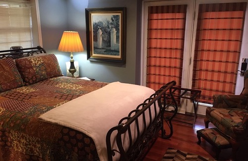 Jefferson Other | Experience a Cozy Queen Bed on Our Unique Farm Stay