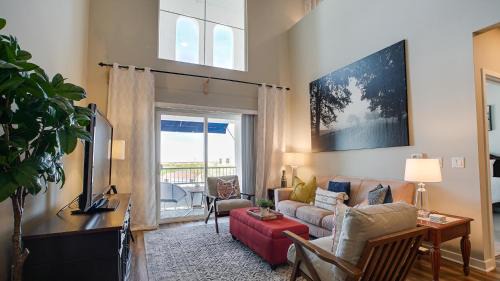 Ocotillo Apartment | Family-Friendly Poolside Retreat in Queen Creek Chandler
