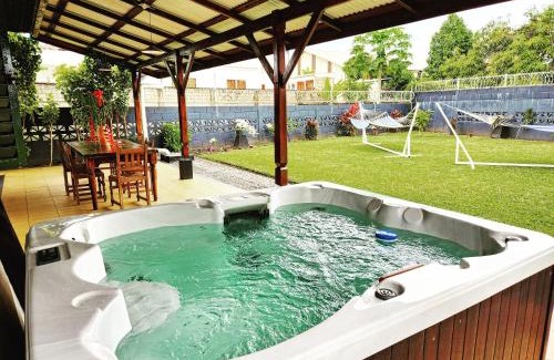 Paramaribo Apartment | Exceptional Queen Maxima by Prins Hendrik Suites Awaits