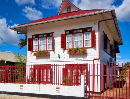 Paramaribo Apartment | Exceptional Queen Maxima by Prins Hendrik Suites Awaits