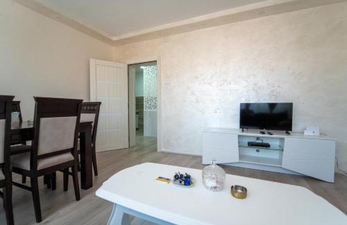 Uzice Apartment | Queen