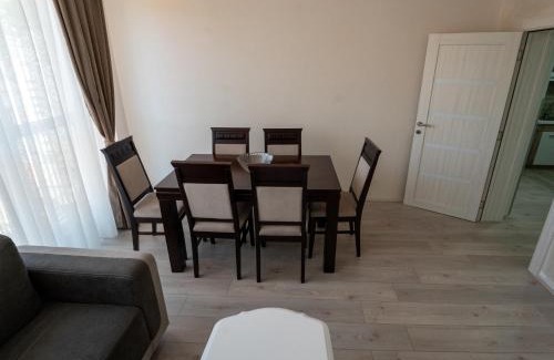 Uzice Apartment | Queen