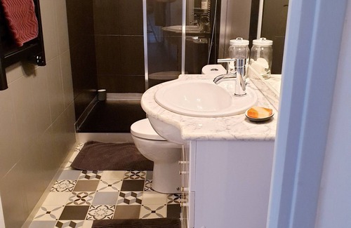Soual House | Deluxe Queen Size Bed Suite with Private Lounge & Terrace