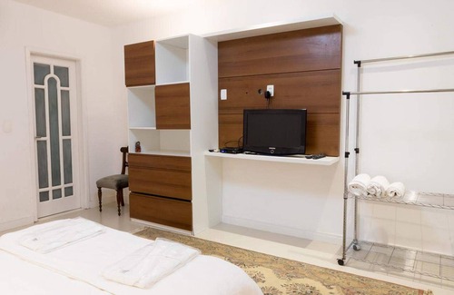 Sao Conrado Hotel | Oceanfront Queen-Size Suite with Spa & Hot Tub Access