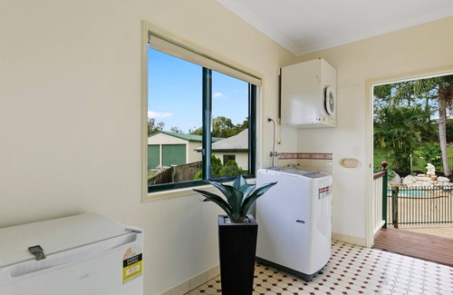 Urraween House | Queenslander on Madsen