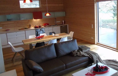 Koslau Ski Chalet | Indulge at "Quelle" Brauhaus: Fireplace, Jacuzzi & Spa