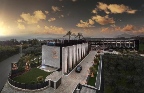 Lazise Hotel | Exquisite Quellenhof Luxury Resort Lazise with Ocean Views