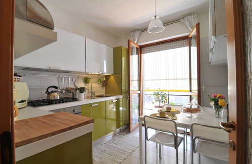 Lanciano Apartment | Querce Apartment: Bike-Friendly Retreat with Ocean Views