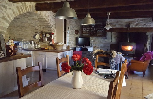 Puyjourdes House | Idyllic Quercynoise House with Pool in National Park