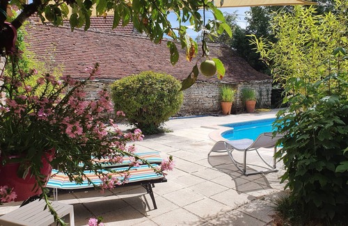 Puyjourdes House | Idyllic Quercynoise House with Pool in National Park