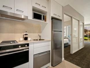 Brighton Apartment | Cozy Escape at Quest Brighton on the Bay with Ocean Views