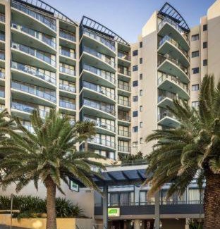 Cronulla Apartment | Pet-Friendly Retreat at Quest Cronulla Beach with Ocean Views