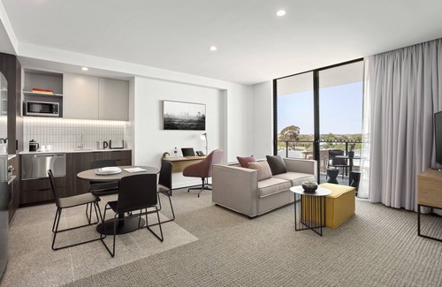 Goulburn Apartment | Discover Quest Goulburn: Top-Rated 4-Star Comfort Awaits