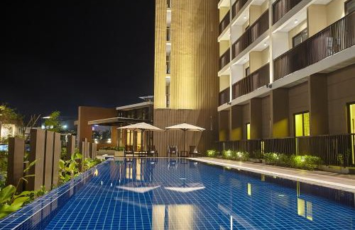 Silang Junction South Hotel | Experience Comfort at Quest Hotel Tagaytay with Ocean Views