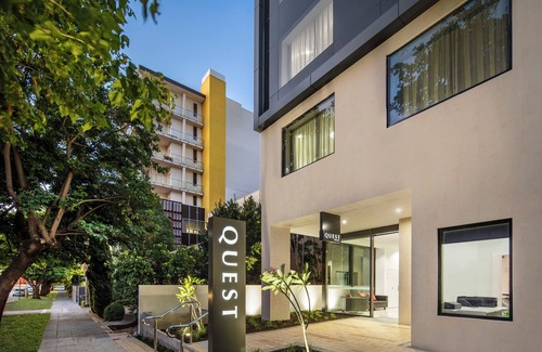 West Perth Apartment | Explore Quest Kings Park: Rated 9.2 with Family-Friendly Amenities