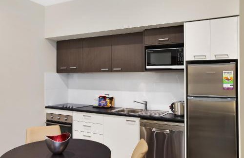 Maitland Apartment | Experience Quest Maitland: 5-Star Comfort & Family Amenities