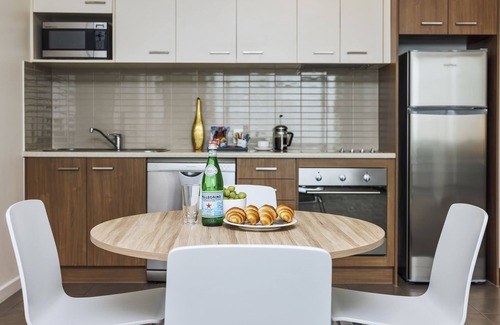 Mawson Lakes Apartment | Explore Quest Mawson Lakes: Child-Friendly & Accessible Stay