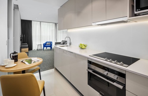 St. Leonards Apartment | Discover Quest St Leonards: 4-Star Oasis with Ocean Views