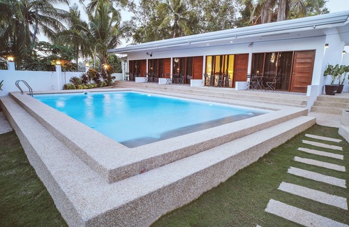 Panglao Villa | Explore Quest Villa: Poolside Oasis with Ocean Views