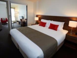 Werribee Apartment | Pet-Friendly Getaway at Quest Werribee - 5 Star Comfort