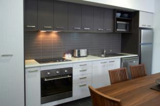 Werribee Apartment | Pet-Friendly Getaway at Quest Werribee - 5 Star Comfort