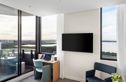 Woolooware Apartment | Experience Quest Woolooware Bay with Oceanfront Views