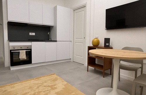 Quartiere XV Della Vittoria Apartment | Quick Flat Monte Zebio A - Roma Central