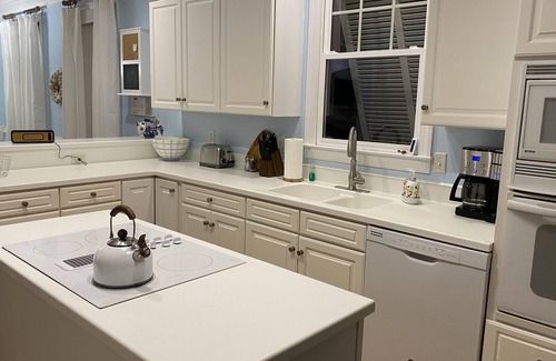 North Litchfield Beach House | Steps from North Litchfield Beach with Ocean View & Spa