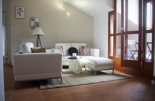 Santhia Apartment | Highly Rated QuickHome La Primula: Family & Accessibility Friendly