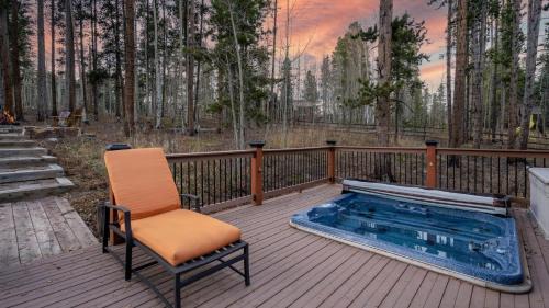 Breckenridge House | Quicksilver Lodge