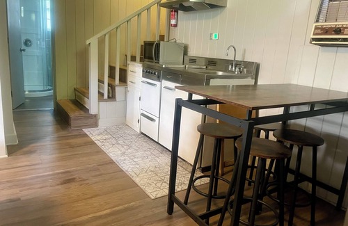 Raleigh Apartment | Quiet 1/1 Apt. Suite w/Private entrance in the beltway of Raleigh!nnn