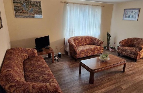 Medfield Apartment | Tranquil 2 Bedroom Condo Near Downtown - Emerald Elite